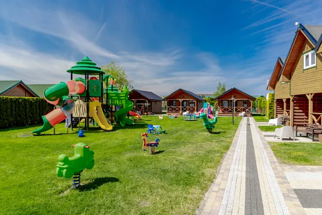 Moraine. Rent rooms and cottages