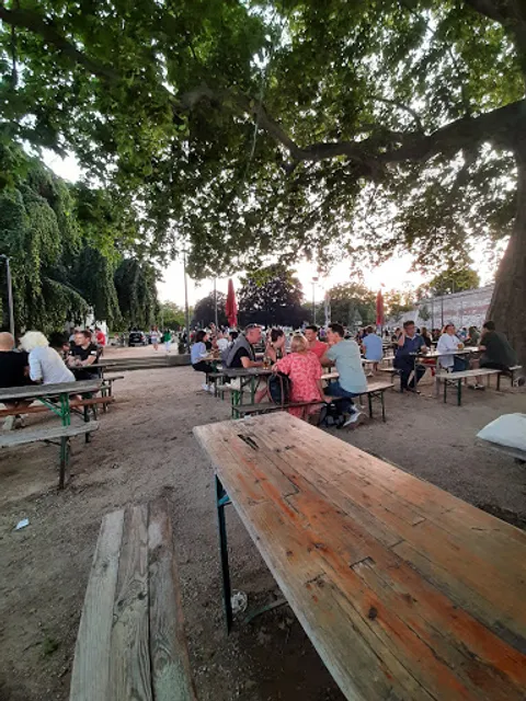 Biergarten Am alten Zoll