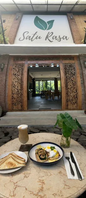 South Eat Kitchen by Black Stone