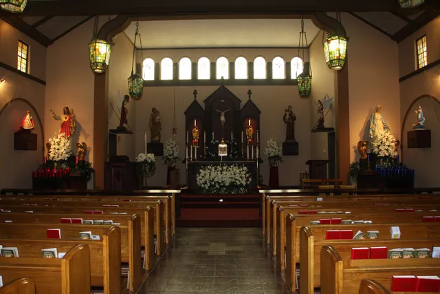 Holy Trinity Catholic Church