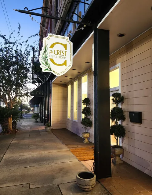 The Crest Cafe & Shoppe
