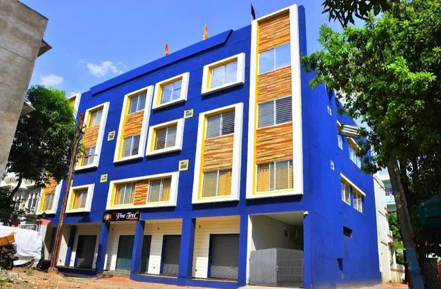 hotel pine tree indore