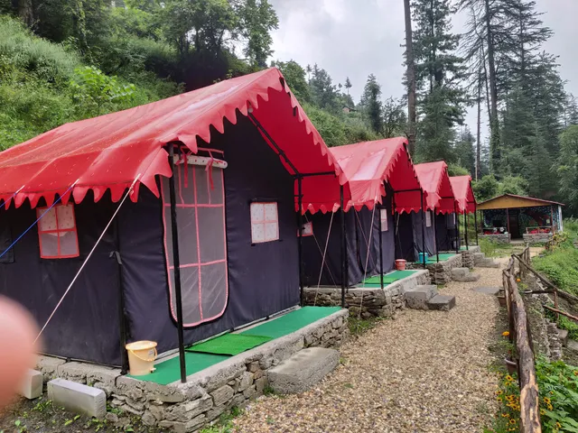 Achintya Camps & Cafe