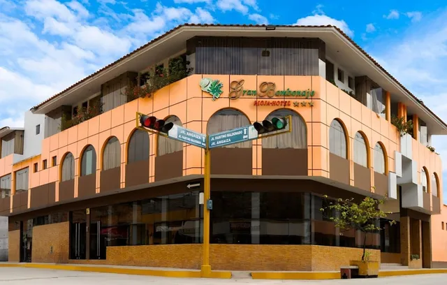 Gran Bombonaje Rioja Hotel