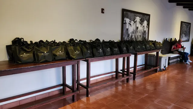 JW Marriott Pool Bar