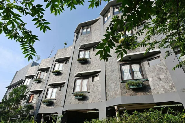 ZEN Rooms Pasteur Dangdeur