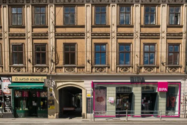 SMILE&LOVE REPUBLIC ZAGREB CENTER (S&L REPUBLIC)