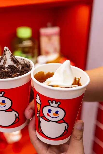 Mixue Ice Cream & Tea 蜜雪冰城