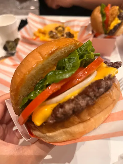 버거애 아산탕정점