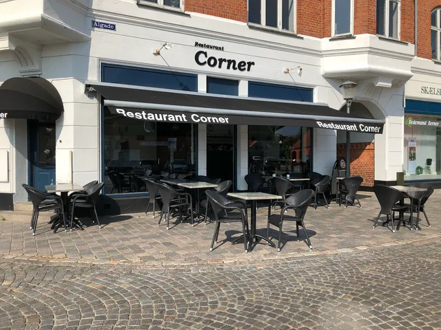 Restaurant Corner
