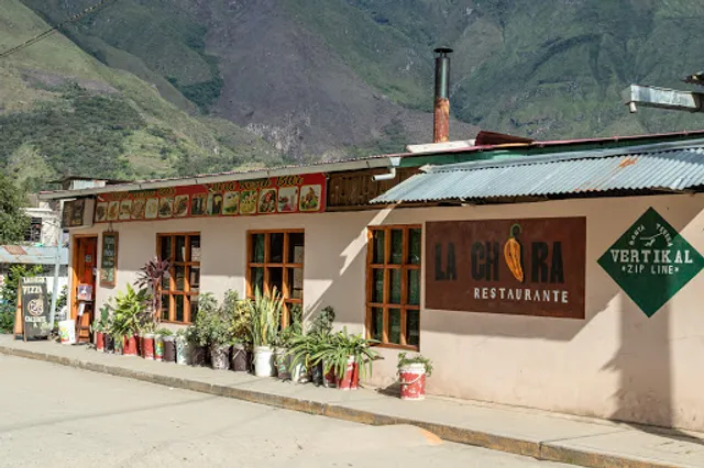 LA CHIRA restaurante pizzas, pastas & bar