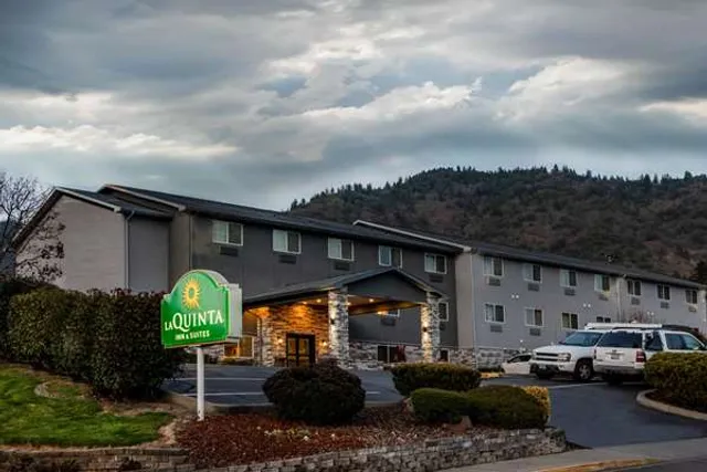 La Quinta Inn & Suites by Wyndham Grants Pass