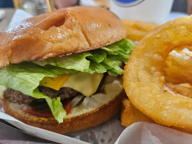 Emily's Busy Bee- THE ORIGINAL