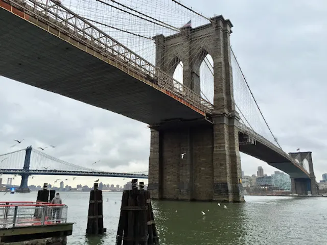Manhattan Bridge Pedestrian Path