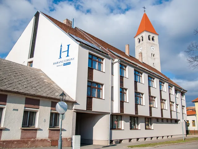 Harangtorony Szálló
