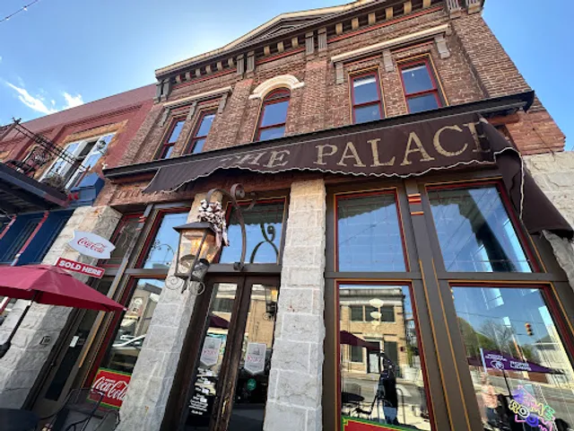 Palace Ice Cream & Sandwich