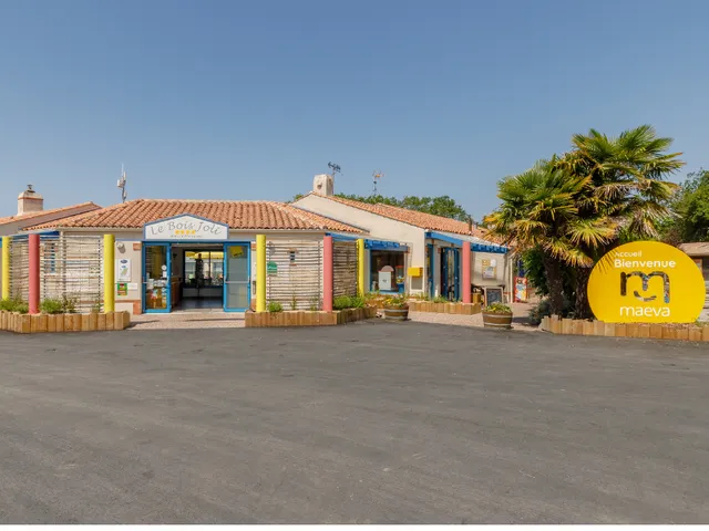 Camping Le Bois Joli 85