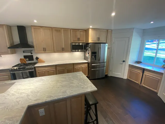 Schmucker Lumber and Metal Manufacturing Inc