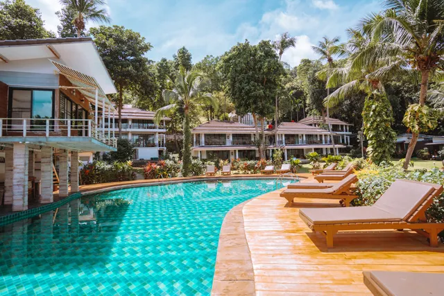 Resolution Resort Koh Chang เรโซลูชั่น รีสอร์ท