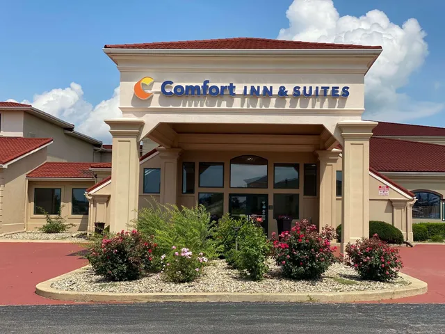 Comfort Inn & Suites Morton - Peoria
