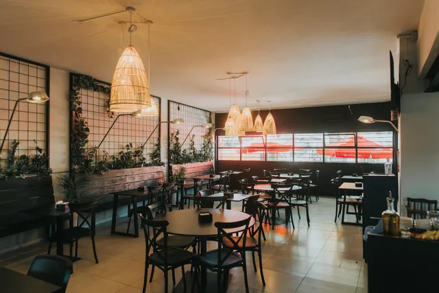 BBC - Burger & Sushi Brazo Oriental