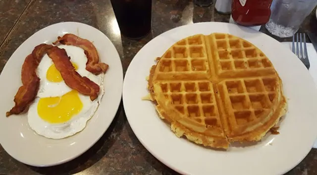 Lollipops Ice Cream Parlor