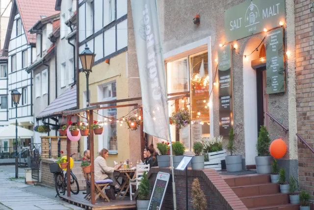 Salt & Malt Kołobrzeg Restauracja, Piwo Craftowe, Burgery, Pizza alzacka, Żeberka, Ryba, Kraftowe, Craft Beer, Restaurants