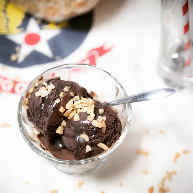 捲捲村《花生捲冰淇淋、美式冰淇淋、甜點》