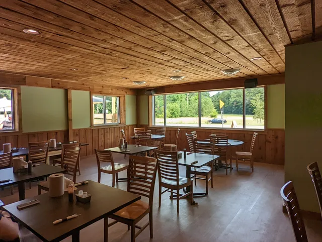 Dark Sky Lodge & Tavern