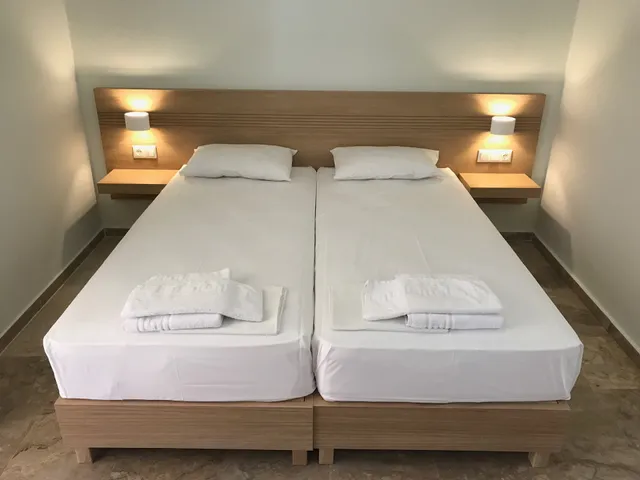 Neapolis Rooms&Apartments