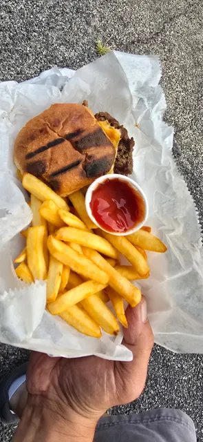 Newburgh Dairy & Grill