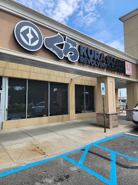 Kura Revolving Sushi Bar