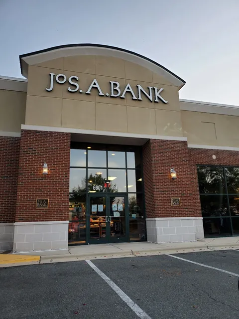 Jos A. Bank
