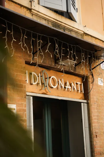 I Dissonanti - take home