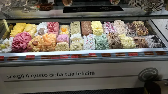 Bar Gelateria Panineria "Crema & Cioccolato" Griante