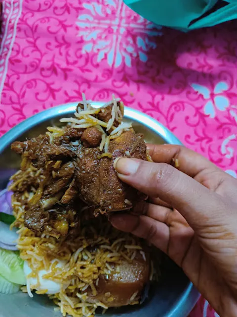 A1 Mezban Sahi Biryani