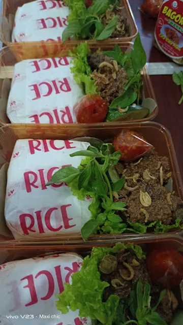 Ayam Bakar Blondo Maxichic