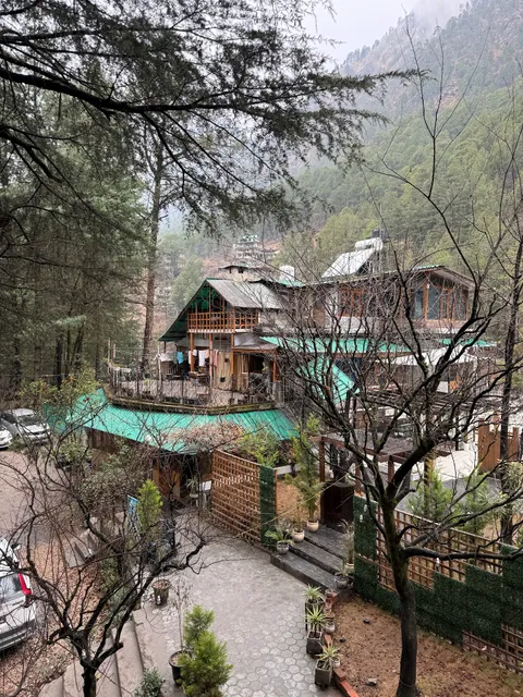 The Alpine Guest House, Kasol