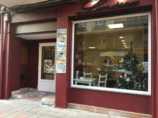 Larissa Panadería Cafetería Pastelería