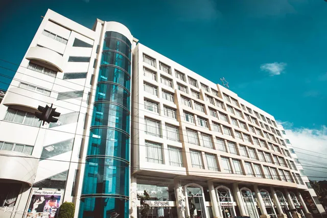 Hotel Supreme Convention Plaza