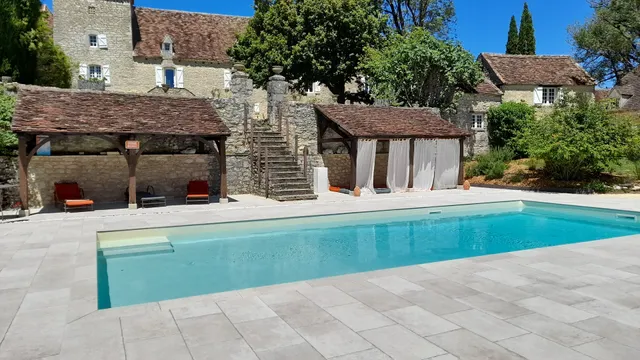 Les Pierres Lotoises