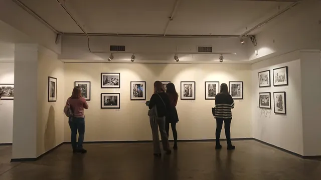 Lumière Brothers Center for Photography