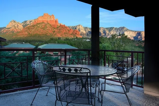 The Sedona Hilltop Inn