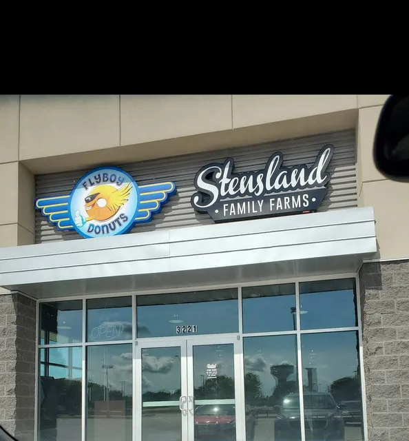 Roosevelt Marketplace Stripmall