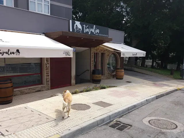 Tia Julia Restaurante - Bar