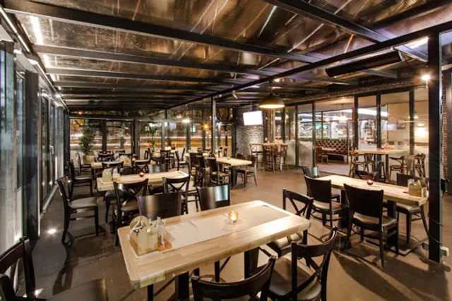 Brick Beer & Restaurant