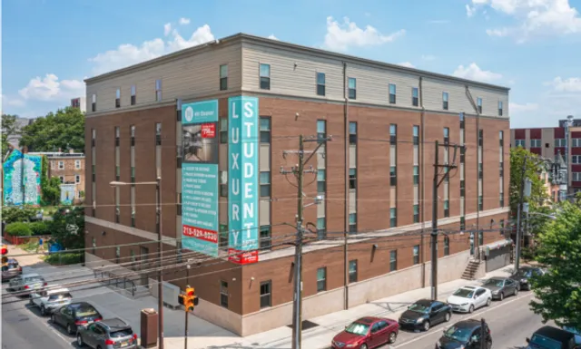 The Eleanor at Chestnut Apartments