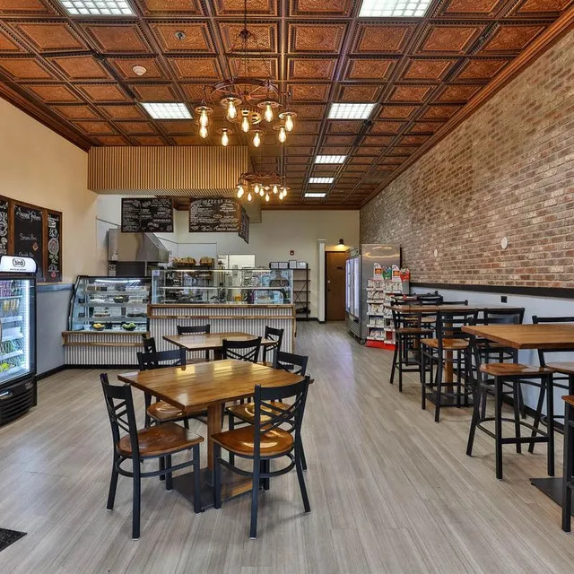 Luciano's Pizzeria & Baked Goods