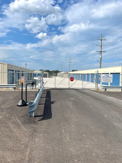 Let's Store It Streator