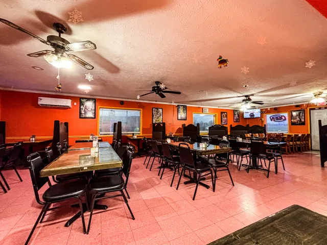 El Mixteco Mexican Bar & Grill